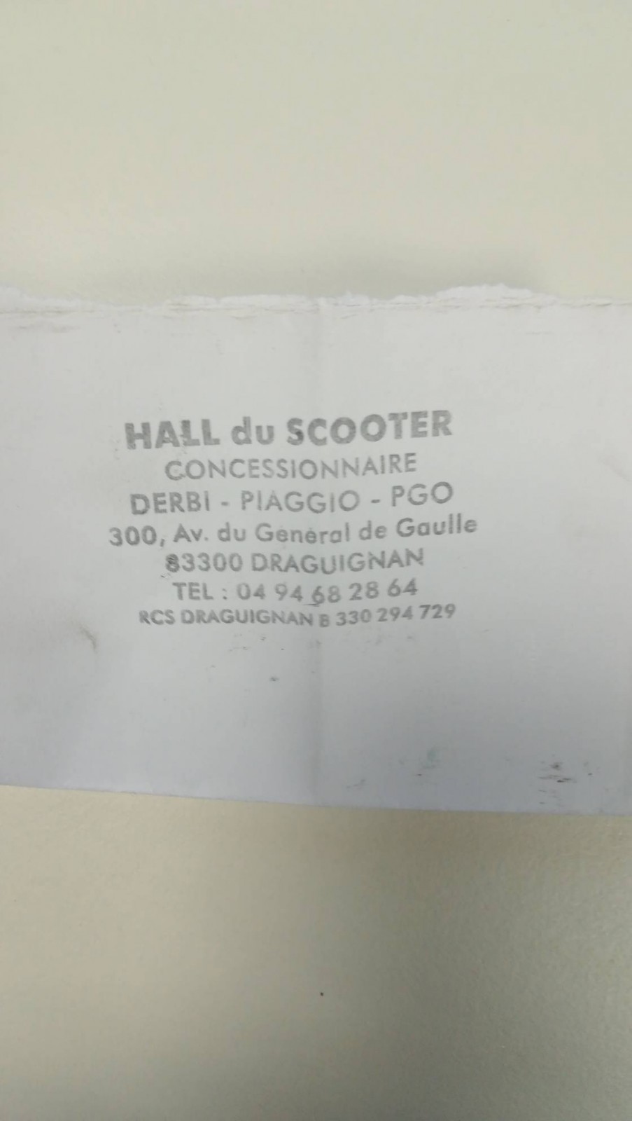 Vente et réparation de scooter Piaggio Draguignan dans le Var Hall du scooter