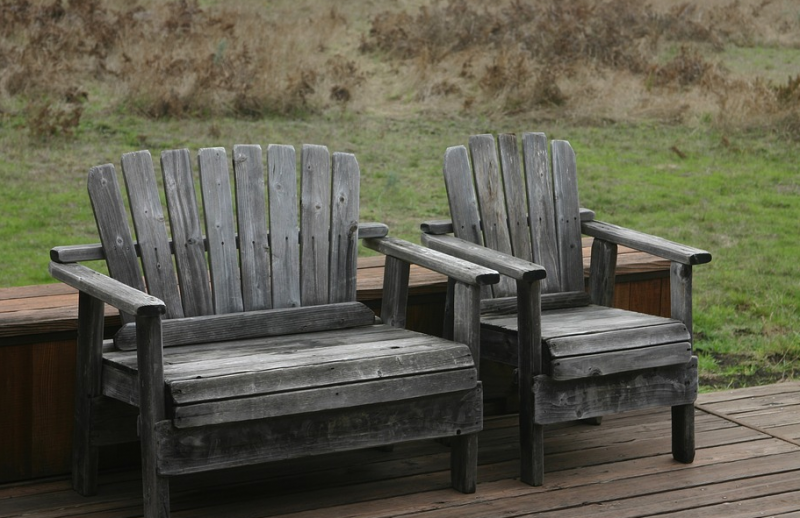 Artisan constructeur d'ensemble de mobilier en bois en Rhône Alpes