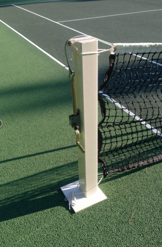 Transformation de terrain de tennis à Saint Tropez Provence Alpes Côte d'Azur 83