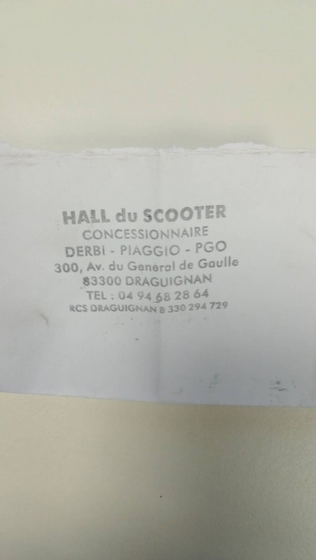 Vente et réparation de scooter Piaggio Draguignan dans le Var Hall du scooter